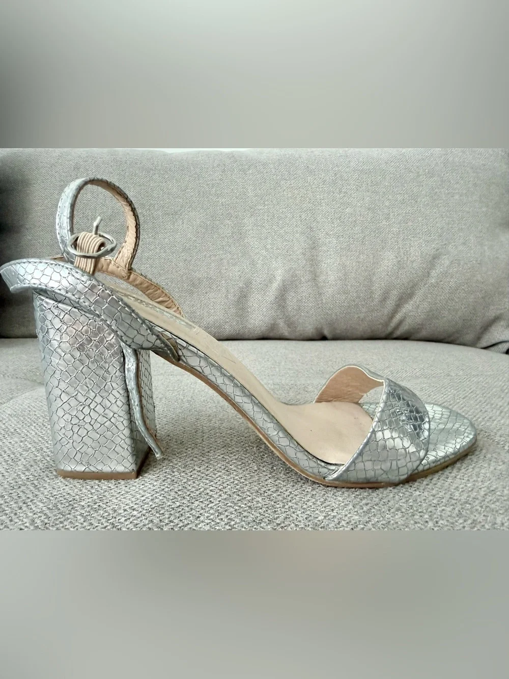 Primark Silver Snake Print Block Heel Sandals Women’s US 8 EU 39 Ankle Strap